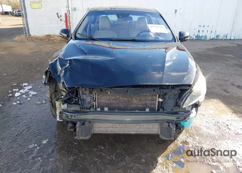 2014 Volvo S60 T5/T5 Platinum/T5 Premier/T5 Premier Plus z USA, uszkodzony, nr VIN YV1612FS7E1299140